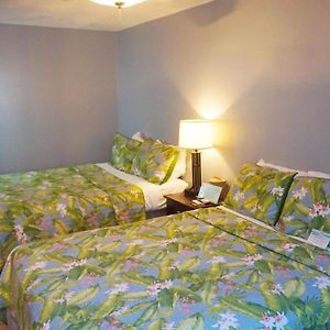 Deluxe Queen Room Two Queen Beds Non-Smoking